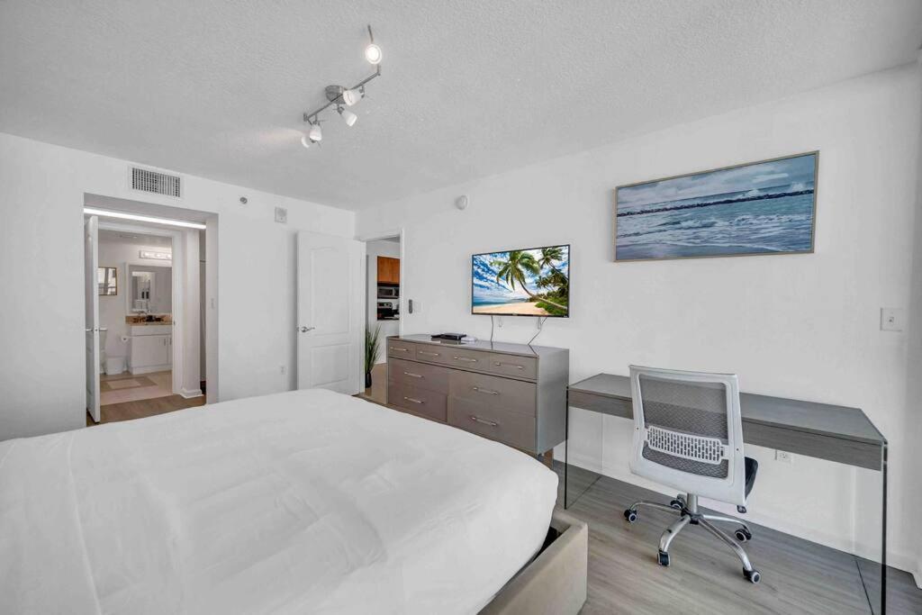 Spacious 36Th Flr 1 Bd 1 Bt • Brickell • Bay View Miami Exterior photo